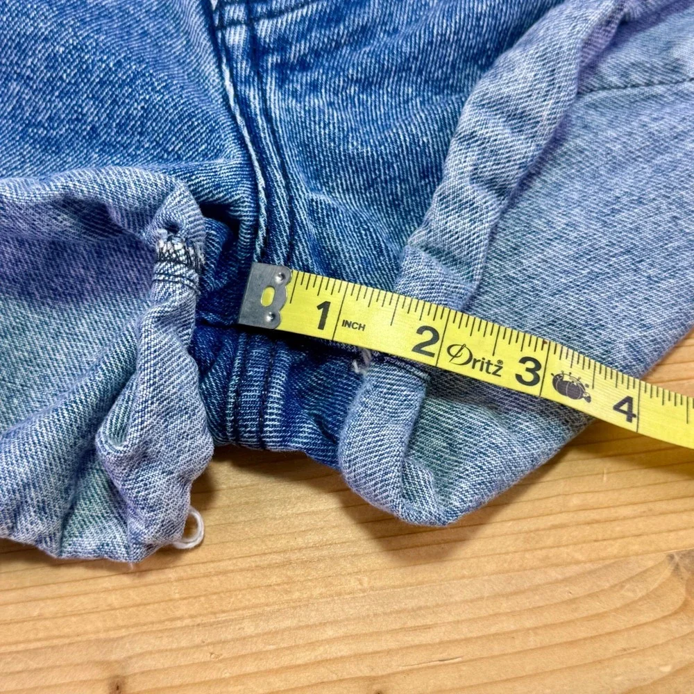 One x OneTeaspoon Bandits Denim Shorts Size 27‎ Distressed High Rise Cutoff
